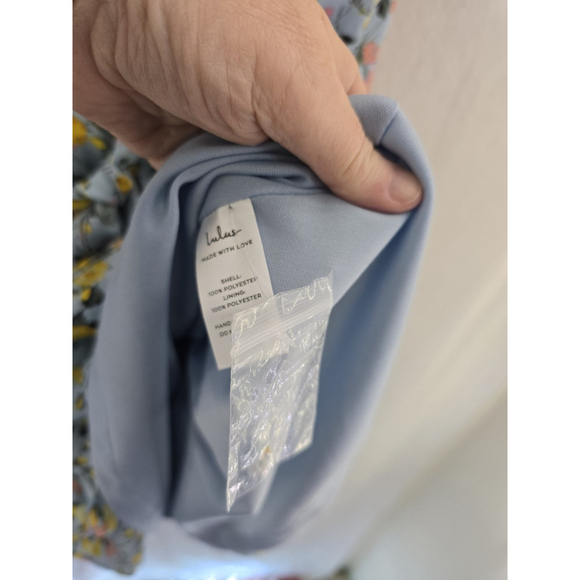 Lulus Shirt Tiered Ruffled Blue/yellow Floral Dress. NWOTLadies Size Small - Picture 8 of 15